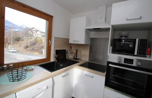 Apartment LA ROCHETTE free parking on site - Foto 17