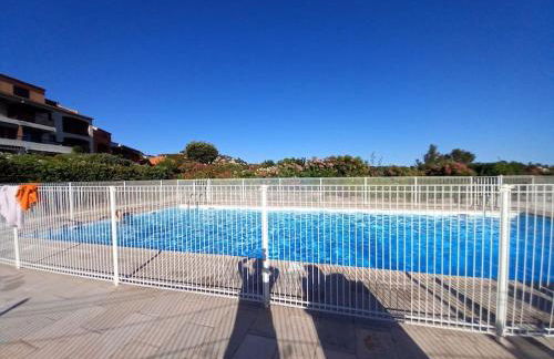 studio agay a 2 pas des plages - Foto 26