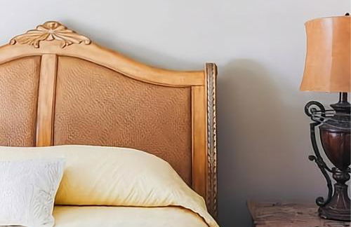 Cozy Downtown Gem Fully Equipped Free Parking - Photo 1