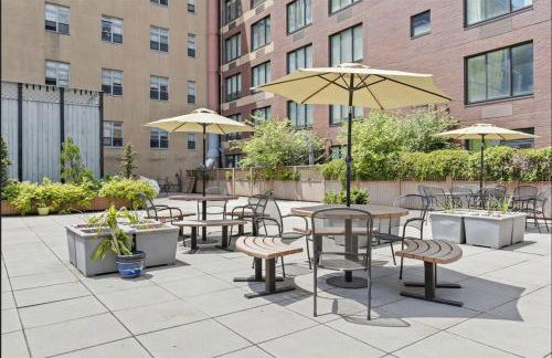 Stunning NYC Views! Free Gym! Doorman! Terrace! - Foto 22