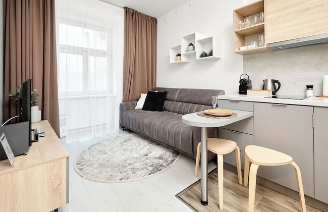 Honest SMICHOV - Foto 1