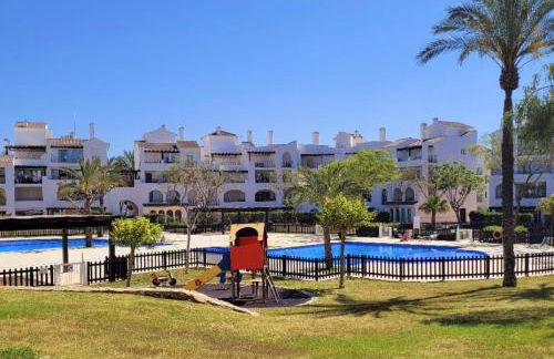 Ground Floor Licenced Apartment, Close to Town & Pool - Foto 13