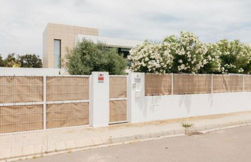 Grand Villa with Pool - Foto 52