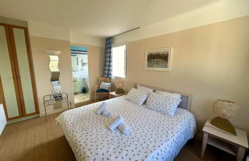 Seafront flat with indoor pool with stunning views - Foto 5