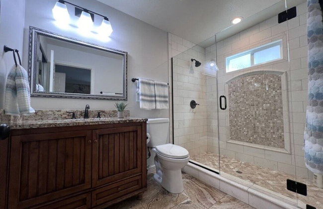Large Family Pool Home 2.5 Miles To Disney w/3 King Beds!!! - Foto 45