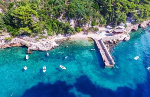 Apartment MARIO - veliki stan za odmor - terasa- vrt - bazen - pogled more, izoliran - Photo 42