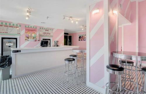 Cambria - Beautiful 4BR TH Near Disney in Resort - Foto 38