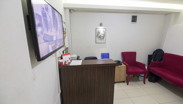 Check-in-/Check-out-Schalter