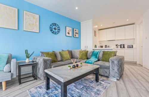 #79 World Famous Rotunda Skyline Views - Near Victoria Square - Sleeps 6 - " Perfect for contractors and Families" - Foto 1