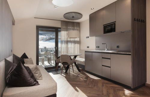Suitehouse, Premium Apartments, Pools & Spa in Dolomites - by Familiaris - Foto 13