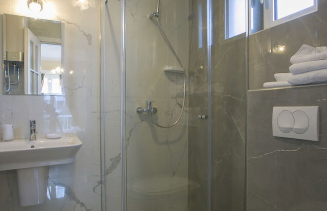 Marinero Apartments - Photo 23