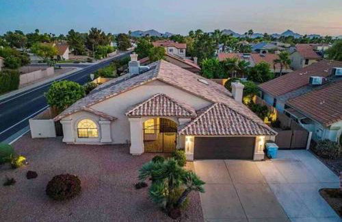 Luxury Scottsdale Retreat Heated Pool and Mini Golf - Foto 8