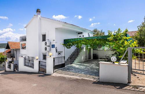 Sydney Apartment - Photo 9