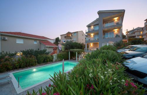 Olive Tree Apartments - Photo 48