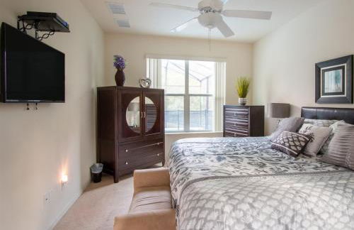 Luxurious With Privacy In 5 Bedroom With Private Pool By Florida Dream Homes - Foto 12