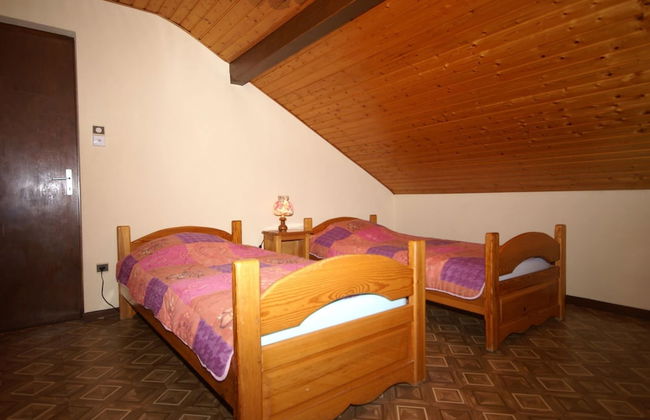 Elegant Chalet in Gerbepal in Cosy Environment - Photo 6