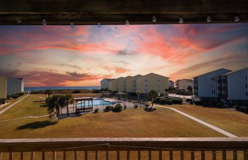 The Salty Pineapple- Ocean Views & Beach Access - Foto 30