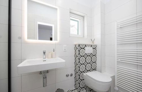 Lovely Home In Ostrvica - Photo 43