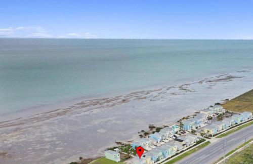 Bayfront Cottage- Pool - Hot Tub - Close to Beach - Foto 29