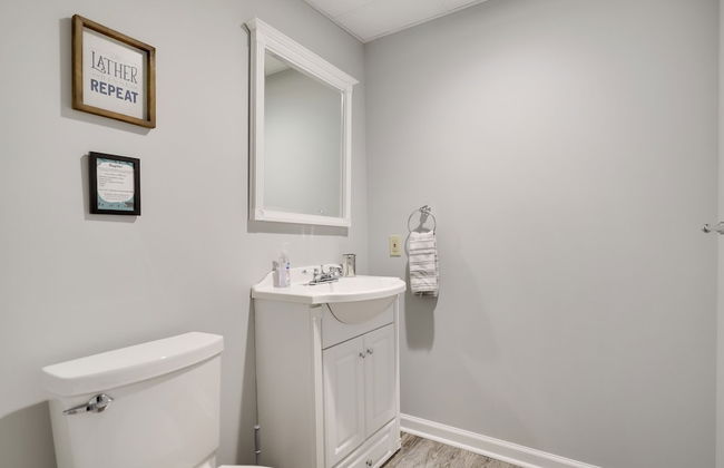 The Nest at Pinecrest by Avantstay Hot Tub Spacious Deck Game Room Fire Pit - Foto 38