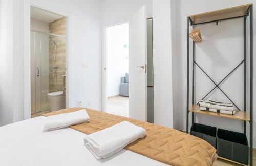 Modern and Stylish Apartment 2: Terrace and Pool - Foto 13