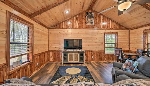 Cozy Broken Bow Cabin, Walk to the Lukfata Creek! - Foto 5