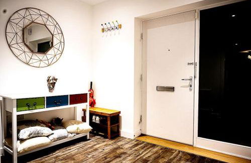 Exquisite cozy house, close to Train Station and amenities - Foto 13