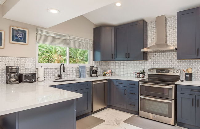 Great 6BR for All Ages/Heated Pool 5 Min to Beach by RedAwning - Foto 18