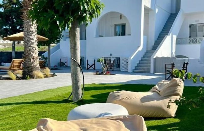 Santorini Villatzio Suites - Photo 55