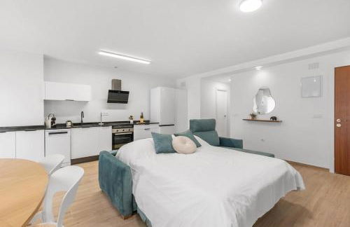 Serene Urban Retreat with AC and Wifi - Foto 9