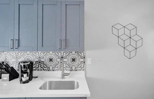 Rustic Retreats Beachy 1BR for 4 guests in the heart of Fort Lauderdale - Foto 13