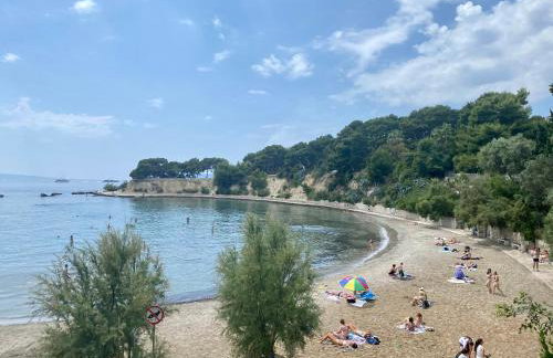 Beach and Green - Photo 33