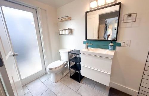 Oceanside Rooftop Retreat Sleeps 4 - Foto 17