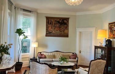 Large Historical Home for Groups Walk to Downtown! - Foto 29