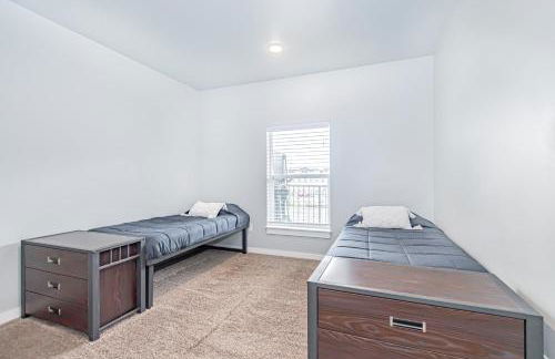 Bringham's Mill Apartments Perfect for Groups Full Kitchen Gym and Free Parking - Photo 67