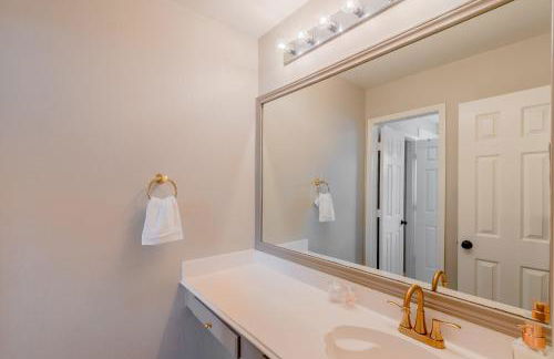 Frisco finest home, large, pool, no parties! - Foto 37