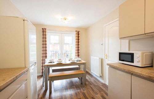 Bright & modern 4 bedroom townhouse - Foto 8