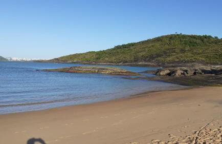 Apartamento a Beira Mar em Setiba Guarapari - Foto 17