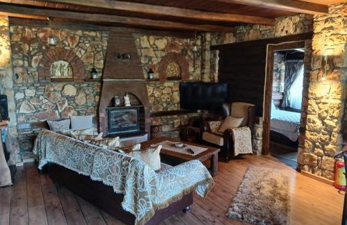 Artemis' Stone House - Photo 1