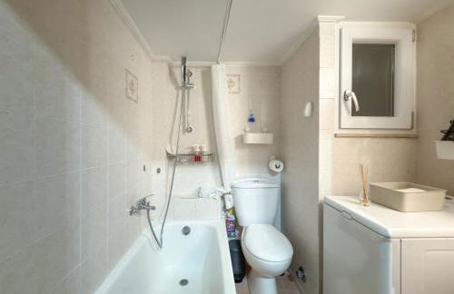 Urban Gateway Athens - Photo 34