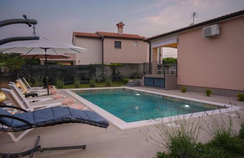 Poolside Holiday House - Foto 13