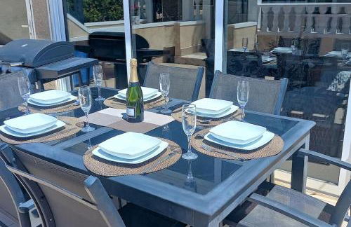 Spacious ground floor apartment overlooking the beautiful communal pool - Foto 10