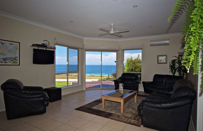 Searenity Holiday Accommodation - Photo 9