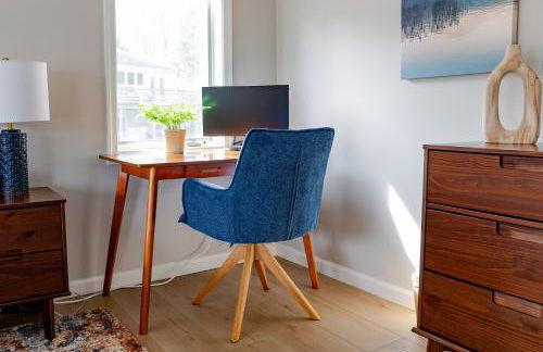 Large Luxury Home with Media Room and Game Room - 10 mins to Campus & Stadium - Foto 39