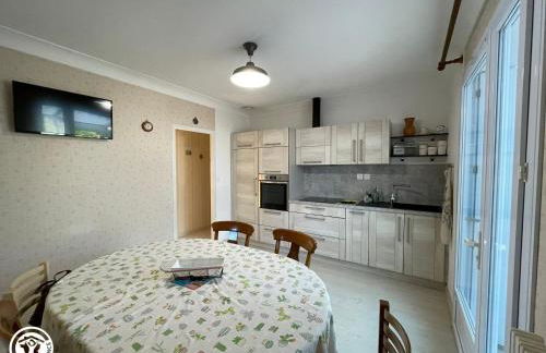 Maison rénovée avec grand jardin, proche des Sables-d'Olonne, 4 chambres, terrasse et Wifi - FR-1-426-187 - Foto 17