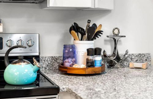 Gone Coastal 1 Block to Beach & Boardwalk AC - Foto 18