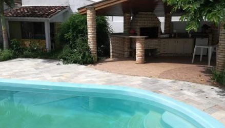 Casa grande com piscina e churrasqueira - Photo 2