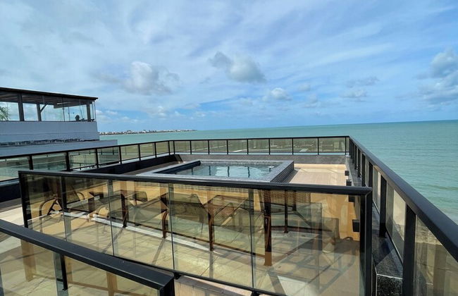 Melhores Flats - Incrível à beira mar - Foto 17