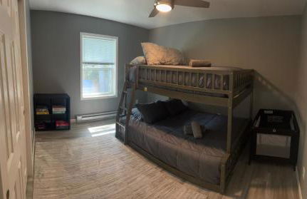 Escape to Luxury in the Poconos Your Year-Round Family Retreat - Foto 21