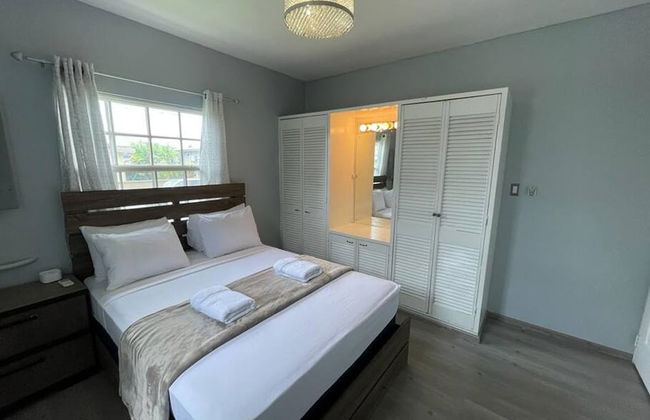 Pool and Jacuzzi Vacation Home - Foto 28